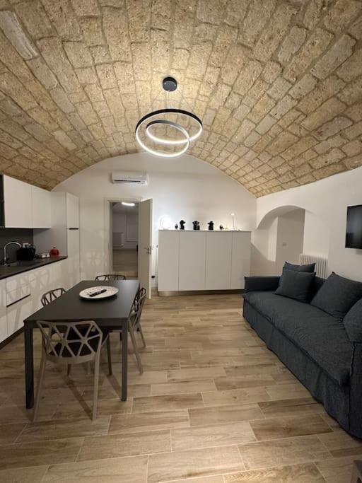 Mediterranean House Bari Esterno foto